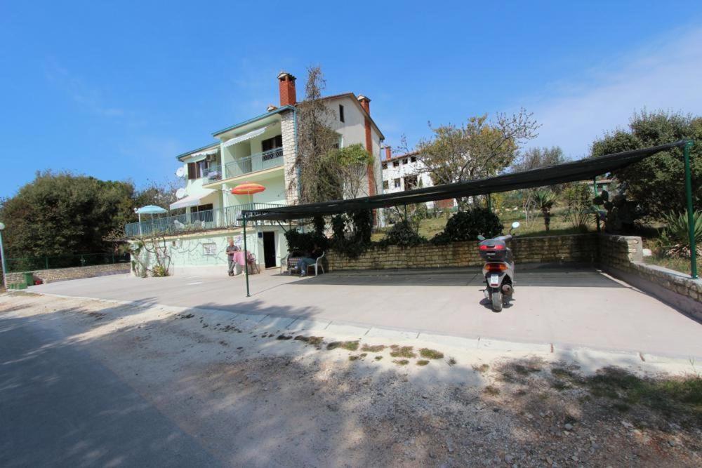Apartments Sandra Rovinj Exterior foto