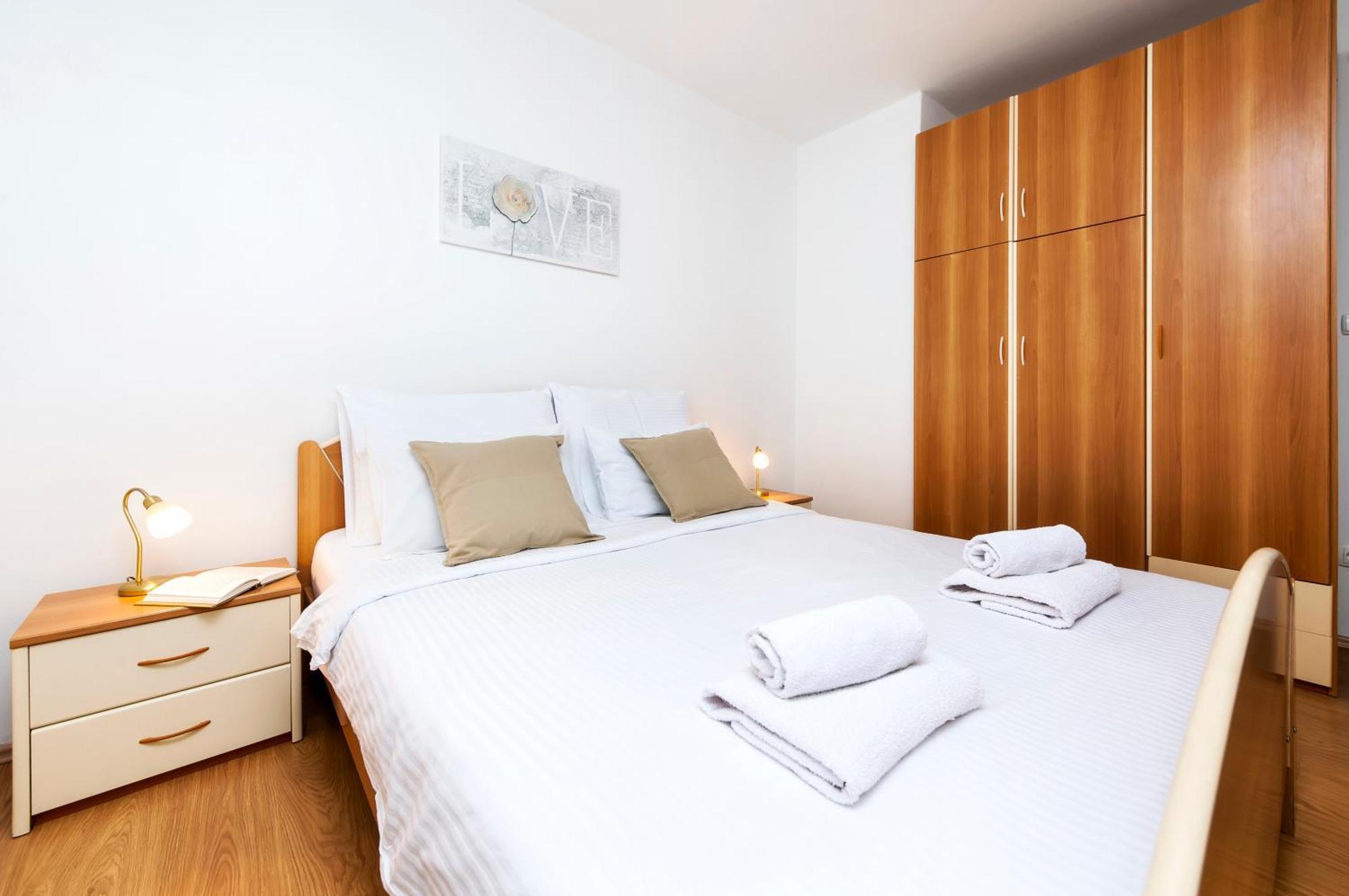 Apartments Sandra Rovinj Exterior foto